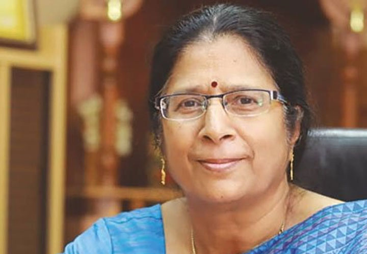 ധനലക്ഷ്മി ബാങ്കിനെ കരകയറ്റിയ ടി ലത രാജിവെച്ചു; ബാങ്കിനകത്ത് അഭിപ്രായ വ്യത്യാസങ്ങളുണ്ടായതായി ആരോപണം
